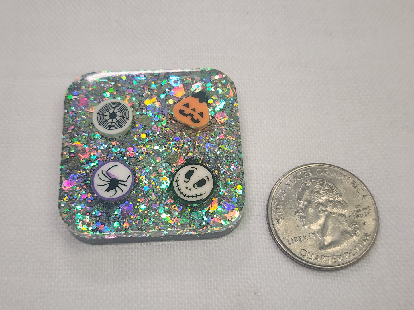 Resin Cover Minder